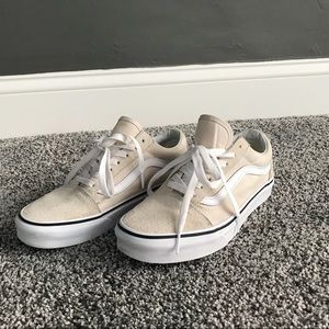 Beige Old Skool Vans